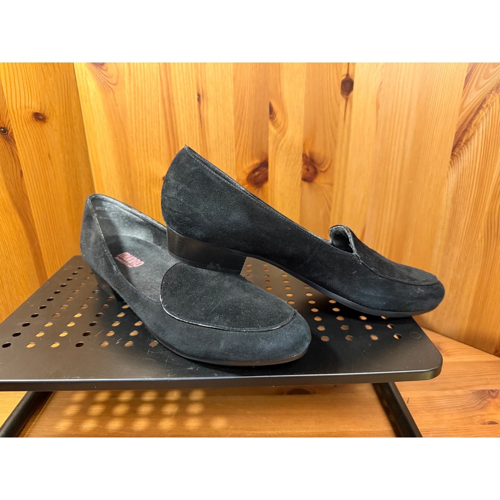 Munro American Womens 9.5n Black Suede Loafers Low Heel Comfort Shoes